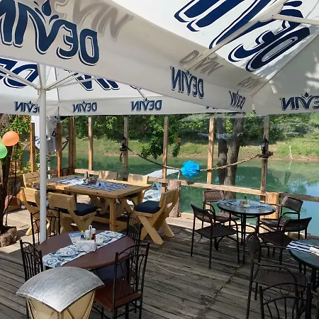 Krapec Camping Bar * Prelom